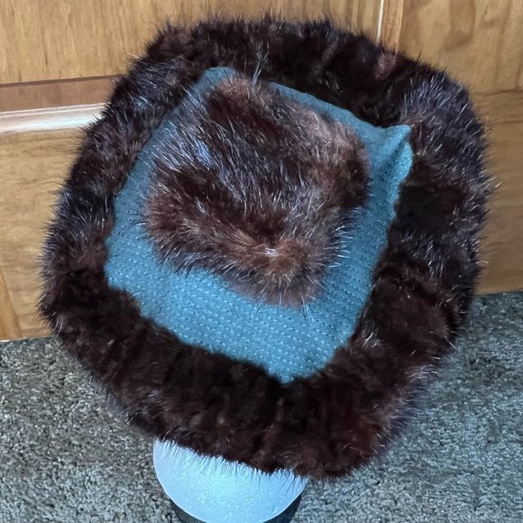Vintage 1950\'s Fur beret by Mr Henri main image 4